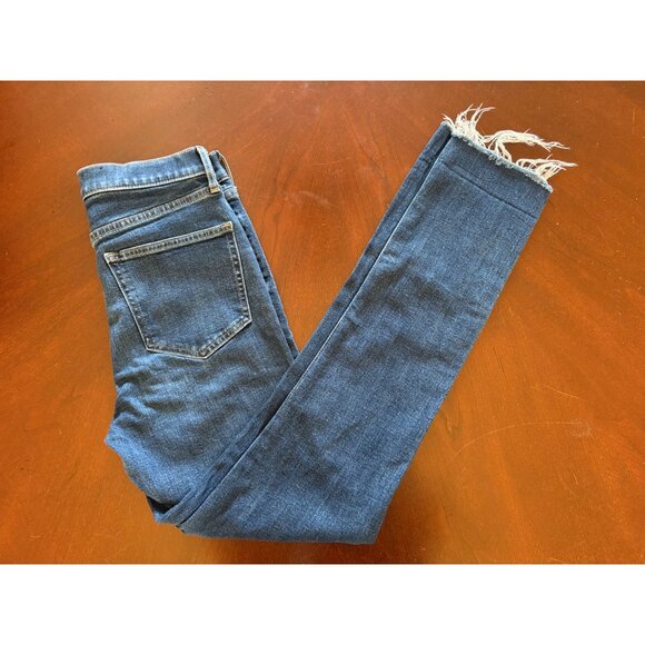 GAP Vintage Slim High Rise Jeans in Medium Wash with Raw Hem Size 27 US 4 Tall - Picture 11 of 11